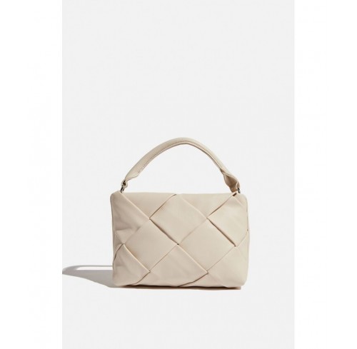 5* ecru Quilted Bag